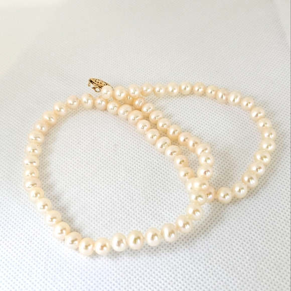 Honora Jewelry - Genuine Cultured Pearls 10K Gold Clasp!